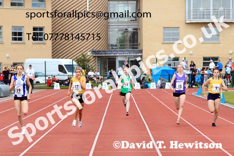 Girls Under-15s 200 metres, 2022 Northern Inter Counties U17s and U15s Track and Field, York, Thursday, June 2nd. Photo: David T. Hewitson/Sports for All Pics